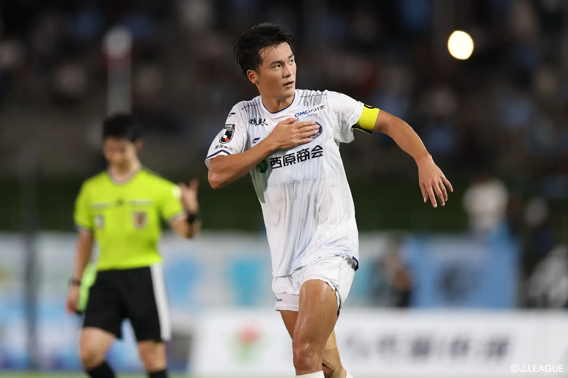 Kagoshima Edge Shiga to Go Provisionally Top! Sagamihara Hit Three as Okita Scores Hat-Trick [Summary: MEIJI YASUDA J3 Matchweek 6]