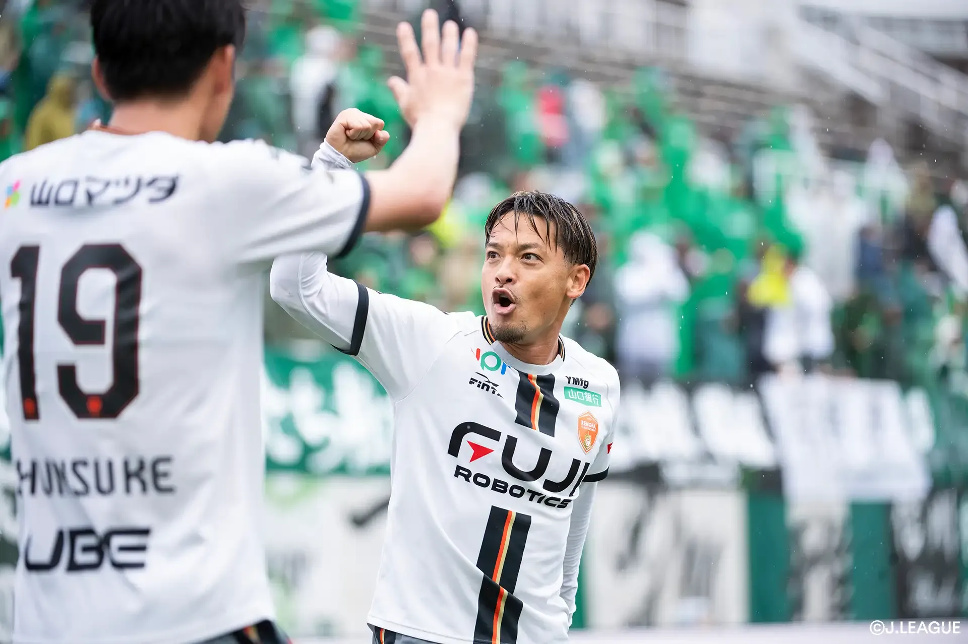 Yamaguchi Cruise to 2-0 Win at Matsumoto; Ishihara Brace Fires Kumamoto to Comeback Victory [Summary: MEIJI YASUDA J3 Matchweek 13]