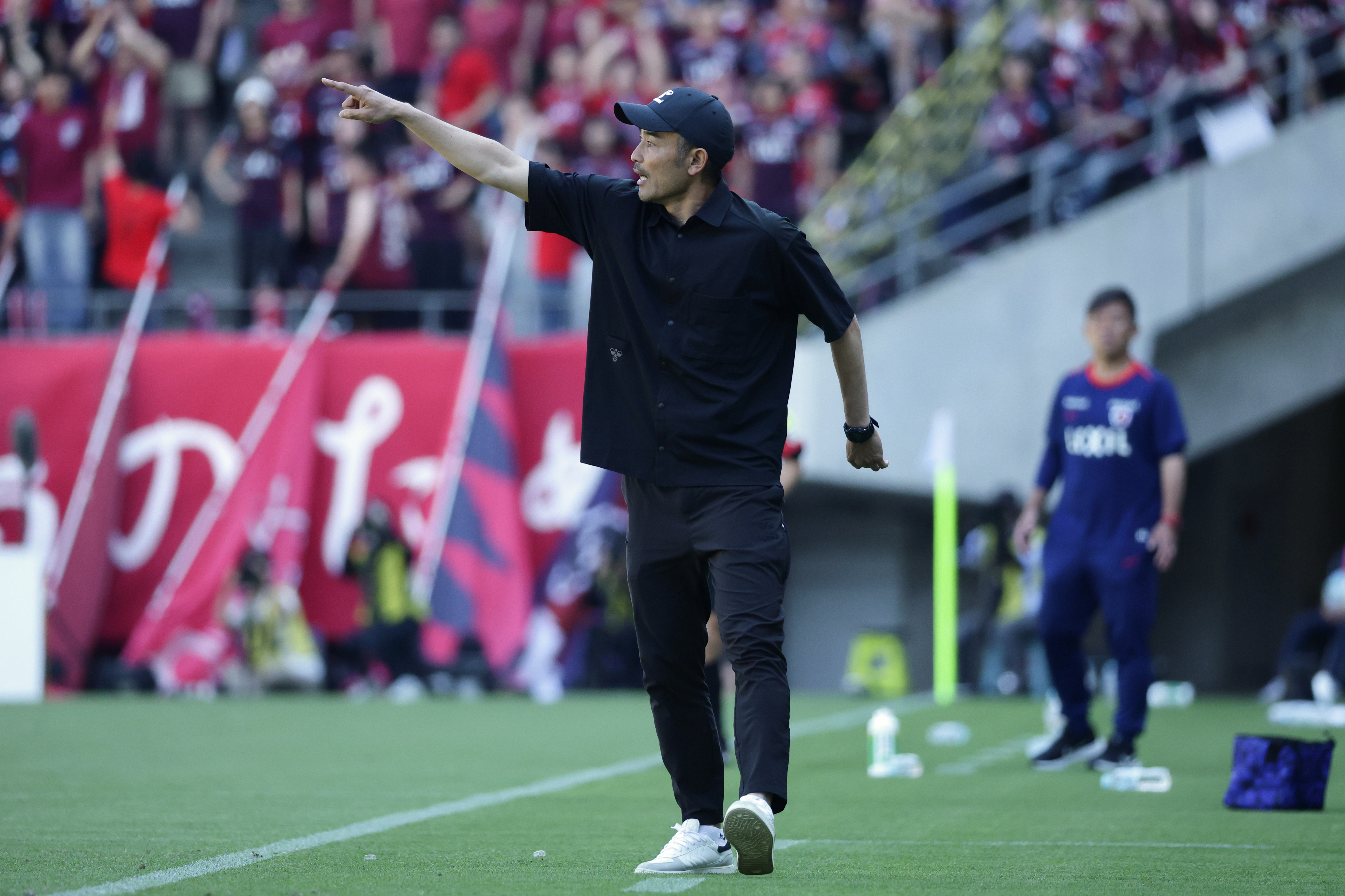 広島vs千葉_小林監督（ホシャ）