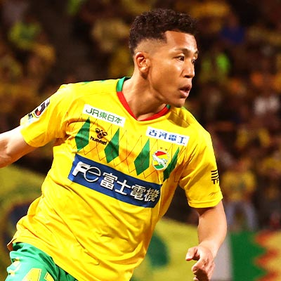 イサカ　ゼイン