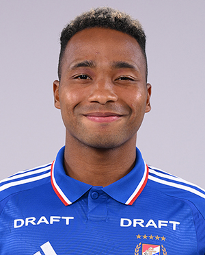 オナイウ　情滋 - George ONAIWU