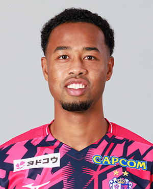 鷹啄　トラビス - TAKAHASHI Travis