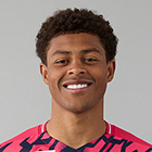 イェンギ　クシニ