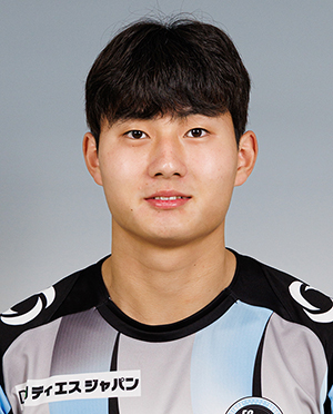 金　潤識 - KIM Yoonsik