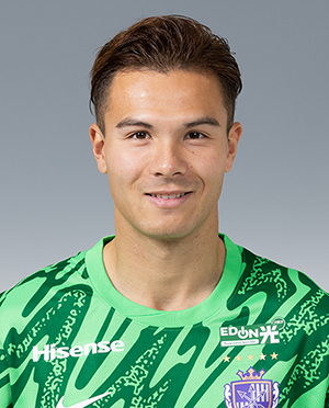 大内　一生 - OUCHI Issei