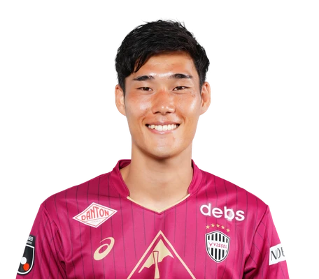 山川 哲史