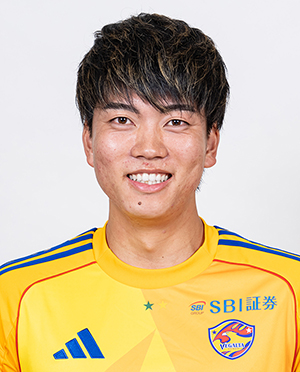 井上　詩音 - INOUE Shion