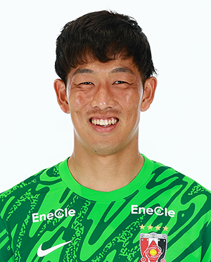 牲川　歩見 - NIEKAWA Ayumi