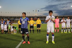 試合前には両チーム選手による「差別・暴力根絶宣言」があった