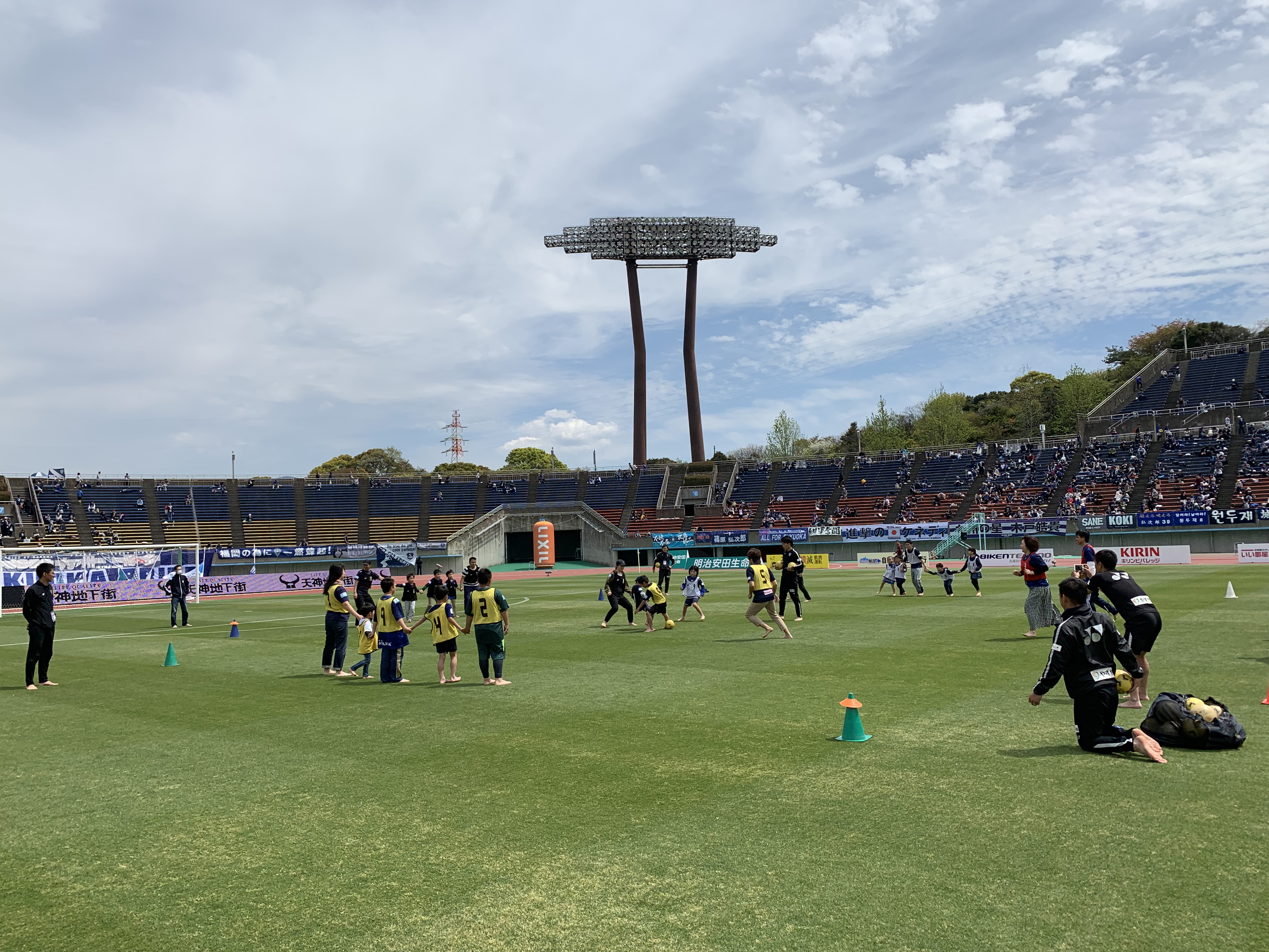 原博実の超現場日記19 第12回 若手を積極起用も 戦術浸透途上の福岡とブレなき町田 jリーグ 原博実の超現場日記19 第12回 若手を積極起用も 戦術浸透途上の福岡とブレなき町田 jリーグ