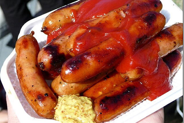 喜作のソーセージ盛