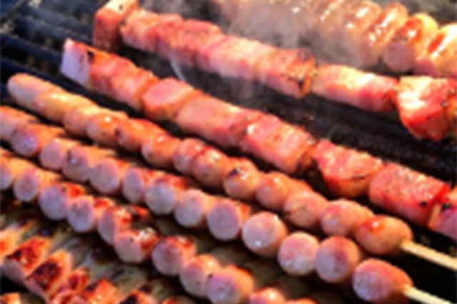 厚切りベーコン串