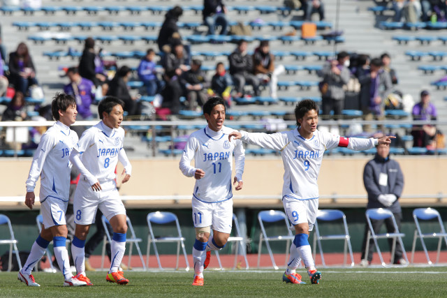 木戸（東福岡高♯11）の決勝ゴールで高校選抜が初めてＪリーグ選抜を下した