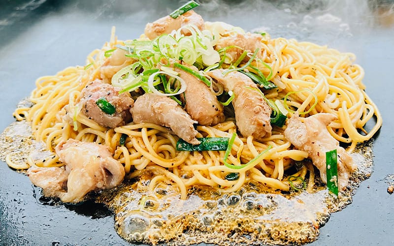 博多牛もつ焼きそば
