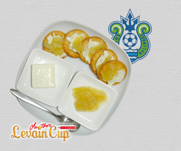 湘南ゴールドと クリームチーズのカナッペ