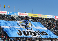 磐田、2015シーズンのスローガンは「繋ぐ――Road to J1」