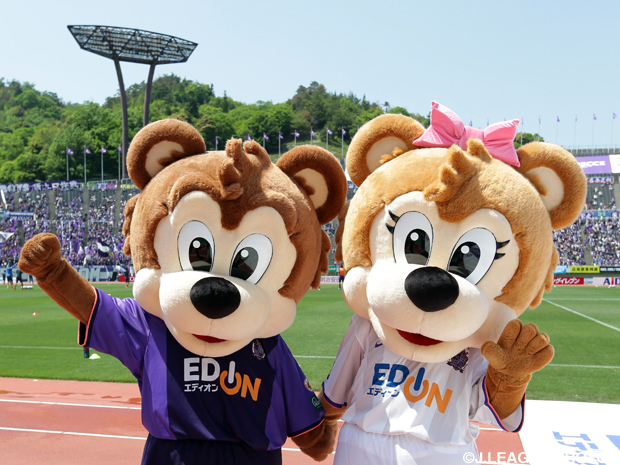 広島が「選手のぼり」の受注販売を開始しました。（2014年5月10日撮影）