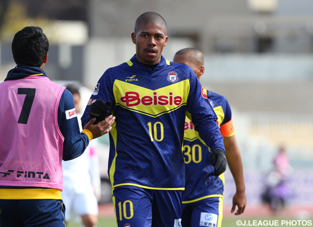 【群馬】FWタンケが左膝前十字靭帯断裂　全治8カ月の重傷