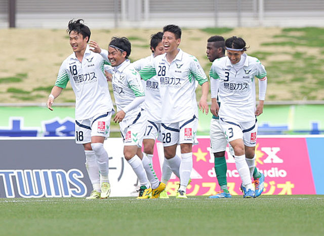 【明治安田Ｊ３ 第3節】鳥取、相模原を下し2位タイに浮上！