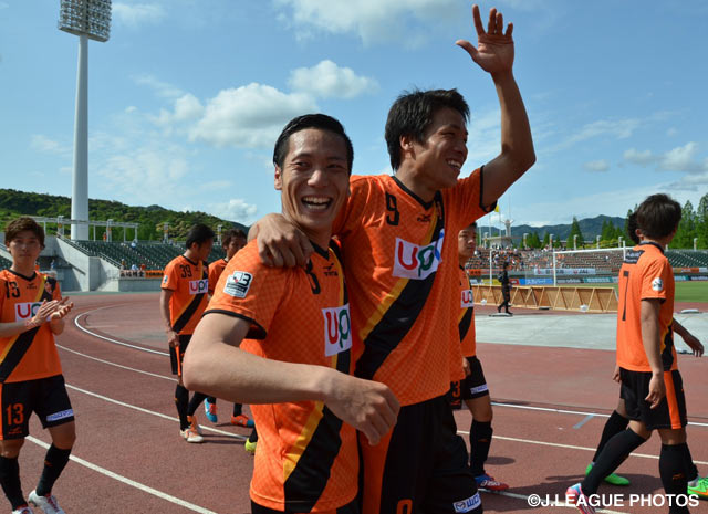 【サマリー：明治安田生命Ｊ３　第8節】撃ち合いを制した山口が首位をキープ