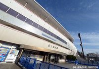 【山形】10日の柏戦にてモンテブルーのカーネーションをプレゼント