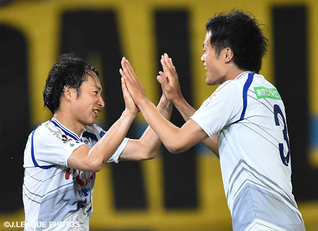 【レポート：明治安田Ｊ１ １ｓｔ 第13節】守備的でも、泥臭くても、勝点3を 甲府の執念が勝る