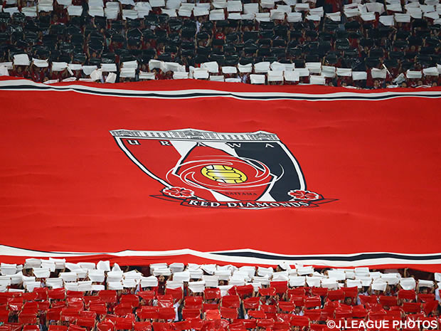 【浦和】CROSSとのダブルネームグッズを発売