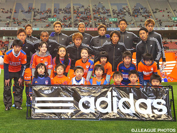 【新潟】「サイン入り選手着用ジャケット」オークション開催