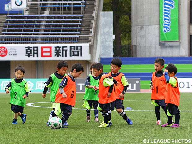 【湘南】「第47回 神奈川中央交通・湘南ベルマーレ サッカー教室」参加者募集