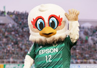 【松本】「赤い羽根共同募金運動」に片山ホームタウン担当とガンズくんが参加