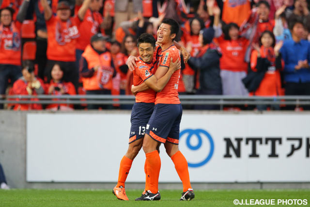 【サマリー：明治安田Ｊ２ 第39節】首位大宮が5試合ぶりの白星　2位磐田と3位福岡も勝利で追撃