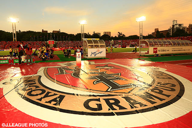 【名古屋】FWシモビッチ、DFオーマンが完全移籍で加入