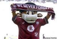 【神戸】クラブ創設20周年記念本の先行予約を開始