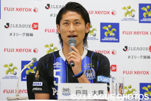 「20歳のようなフレッシュな気持ちで挑んでいきたい」と決意を語った丹羽