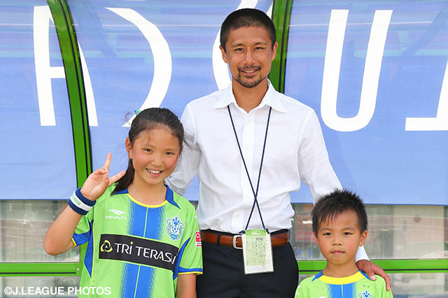 開幕戦にて「選手とフォトセッション」を開催【湘南】