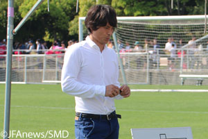 「1点を返せば勝てる」と信じることができた結果が勝利に繋がったと話す宮本監督（Ｇ大阪ユース）