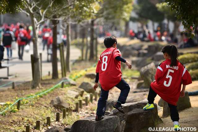 小中高生のチケットを550円で販売【浦和】