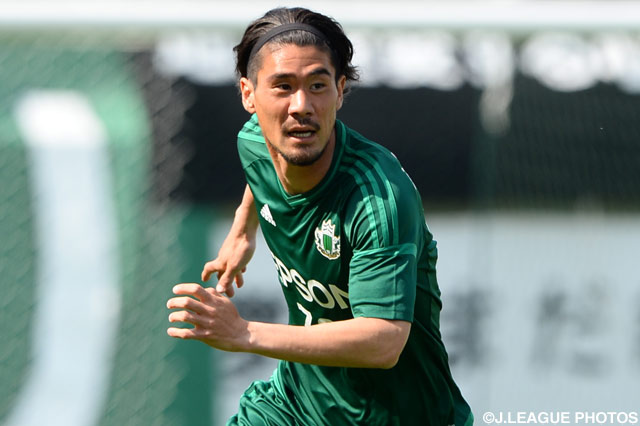 DF酒井が完全移籍で加入【名古屋】