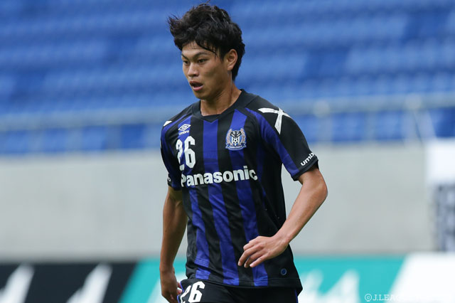 MF妹尾がプロA契約を締結【Ｇ大阪】