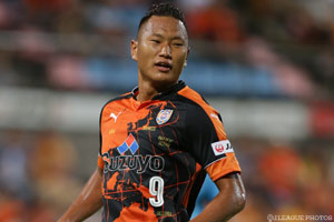 鄭 大世は7月の6試合で7得点と爆発。清水は5位まで順位を上げてきた