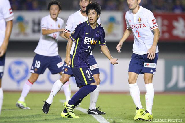 FW宮吉が全治3週間の負傷【広島】