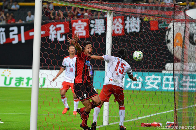 札幌が熊本に完封勝利！2位松本との勝点差は9に【サマリー：明治安田Ｊ２ 第12節】