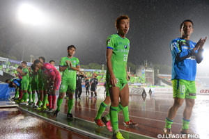 降格圏に沈む湘南は、8月は勝利なし。現在8連敗中と長いトンネルから抜け出せないでいる