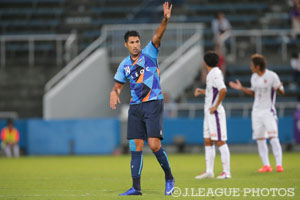 好調を維持するイバ。プレーオフ進出を目指す横浜FCのカギを握る存在だ