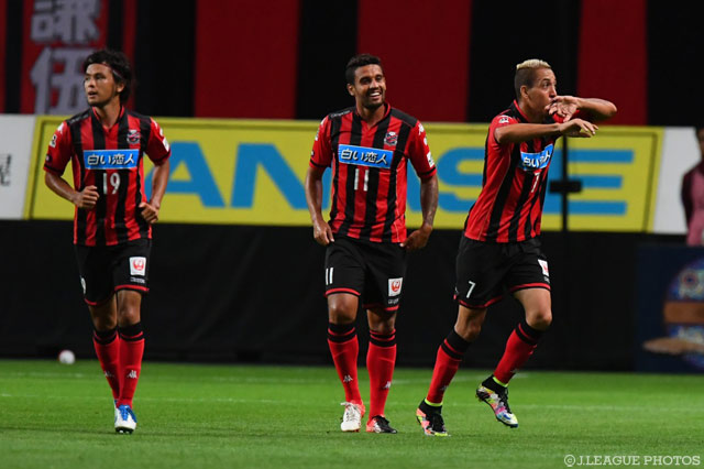 ジュリーニョが躍動！札幌が町田を下して松本との勝点差9を維持！【サマリー：明治安田Ｊ２ 第33節】