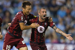 9月無敗の神戸は4位に浮上。とりわけレアンドロは3試合で4得点と絶好調だ