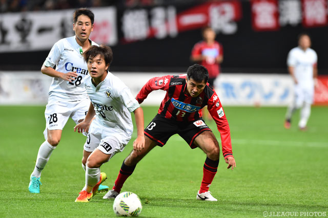 首位の札幌が東京Ｖに敗れる 町田は逆転で岐阜を下す【サマリー：明治安田Ｊ２ 第37節】