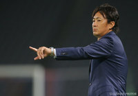 篠田監督との契約を更新【FC東京】