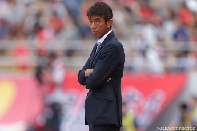 井原監督との契約を更新【福岡】