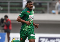 DFヘニキが完全移籍で加入【岐阜】